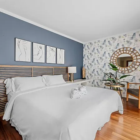 Julia By Villalia Βίλα