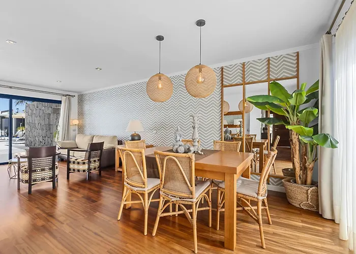 Julia By Villalia * Playa Blanca (Lanzarote)